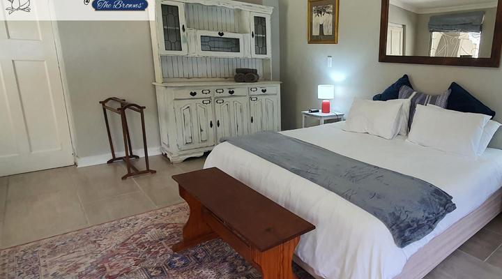 The Browns' Luxury Guest Suites