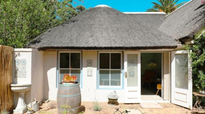 Strawberry Manor at In The Vine