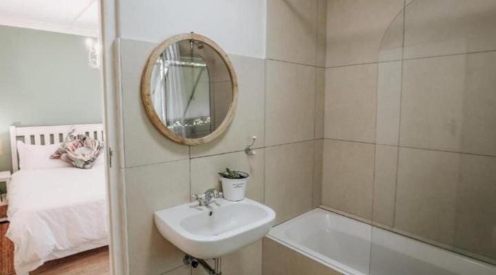 Strawberry Manor at In The Vine