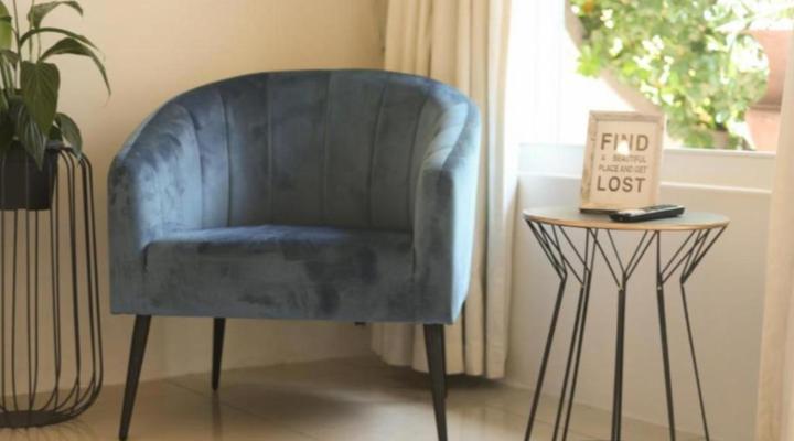 Strawberry Manor at In The Vine