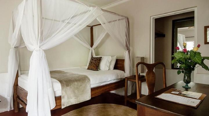 Mount Meru Game Lodge & Sanctuary
