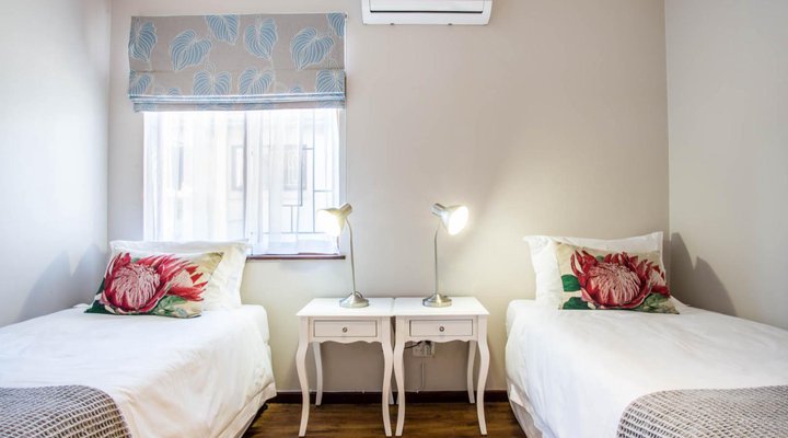 Out of Bounds Self-Catering Lodge 