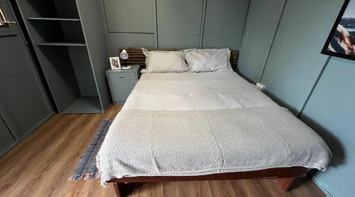 High Five Kite House