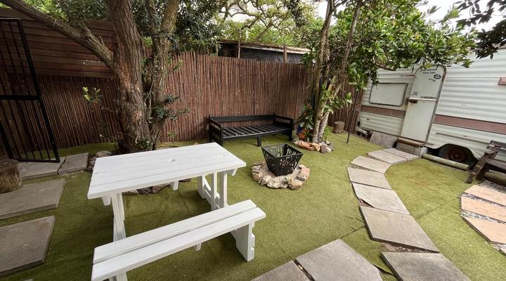 High Five Kite House