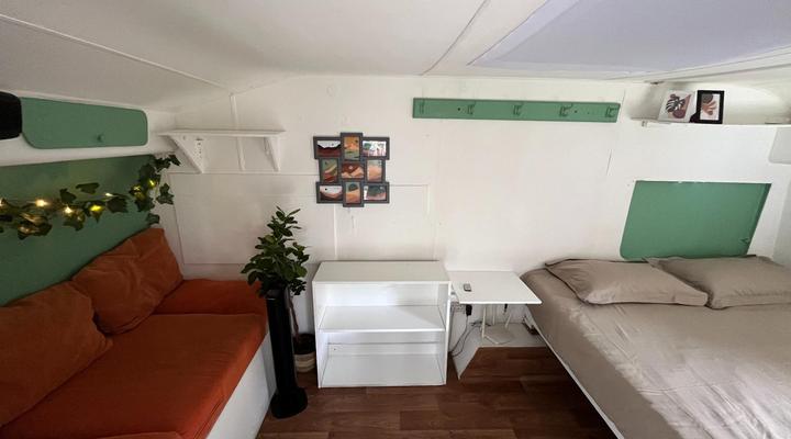 High Five Kite House