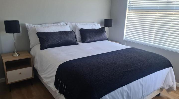 Schaapenzicht 8 Langebaan (9 Sleeper)