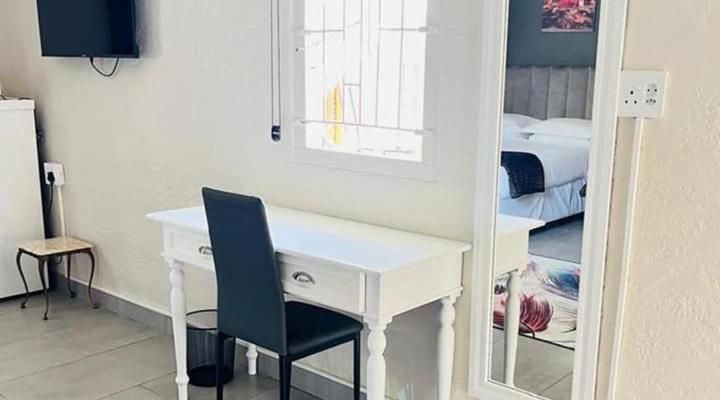 Oak Gardens Bed and Breakfast