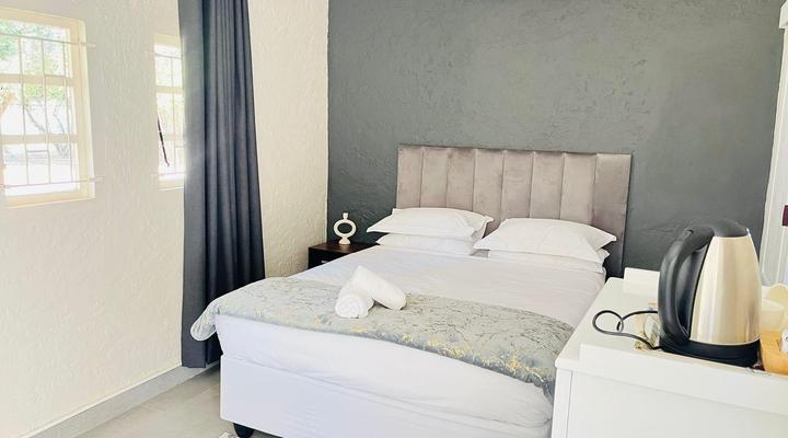 Oak Gardens Bed and Breakfast