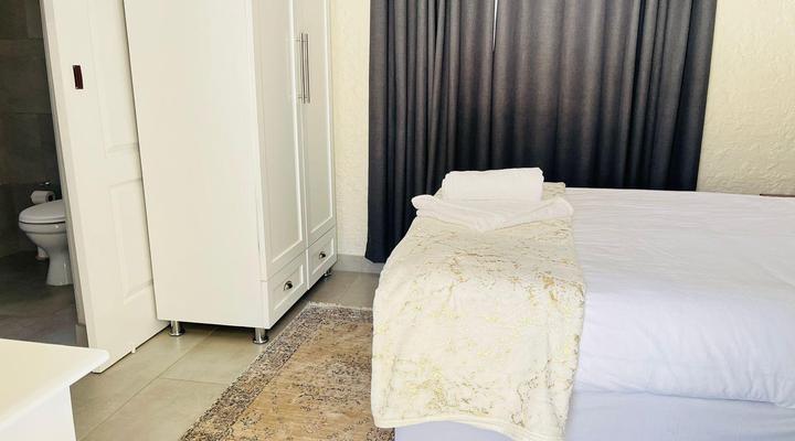 Oak Gardens Bed and Breakfast