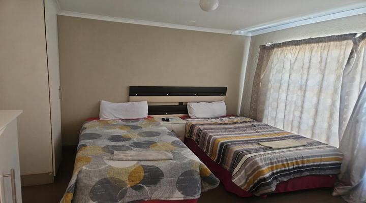 Naledi Lodge and Guesthouse