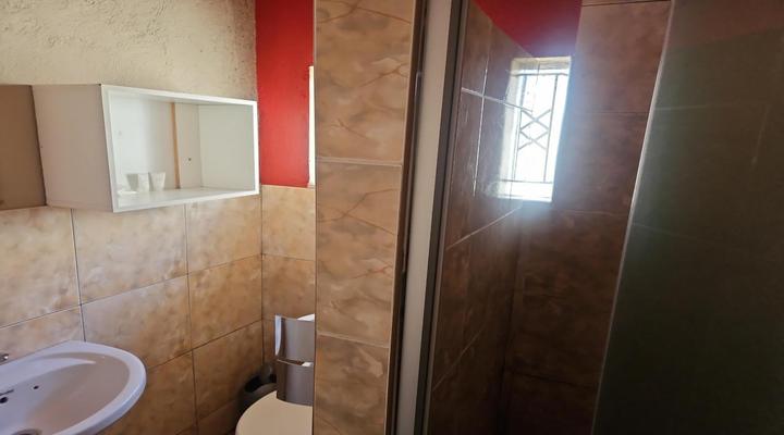 Naledi Lodge and Guesthouse