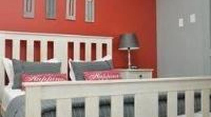 3 Colours Blue Guest House