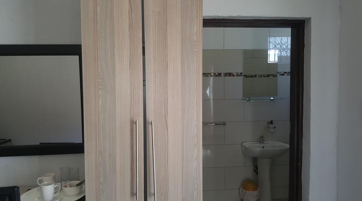 Kadichueni GuestHouse