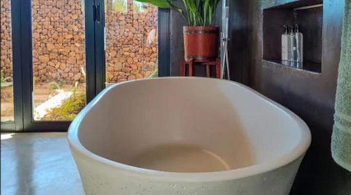 Steenbok Plaas Kothuise