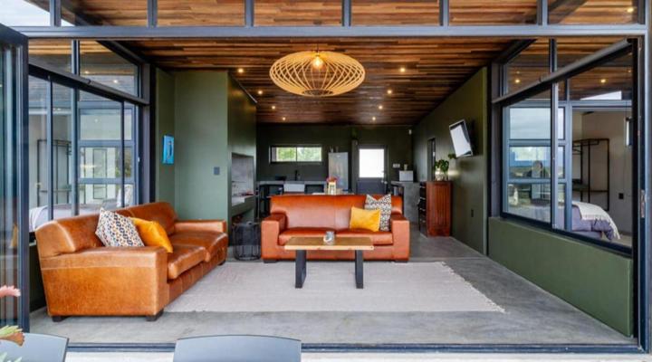 Steenbok Plaas Kothuise