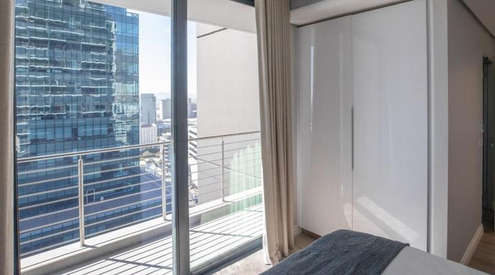 16 on Bree Unit 1713