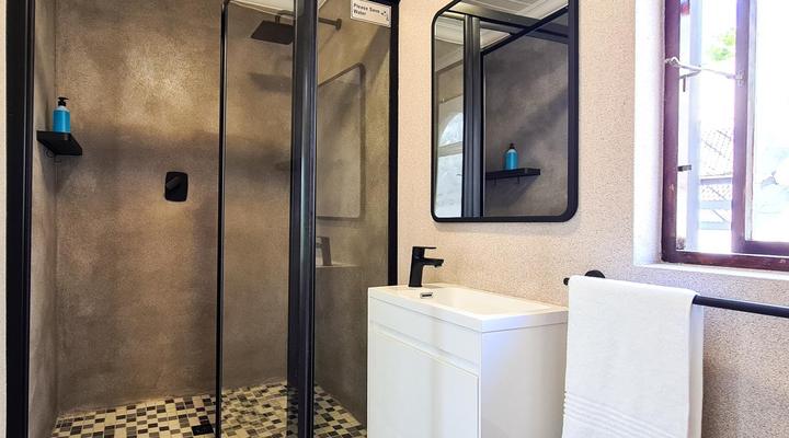 Vincent Valley Lodge