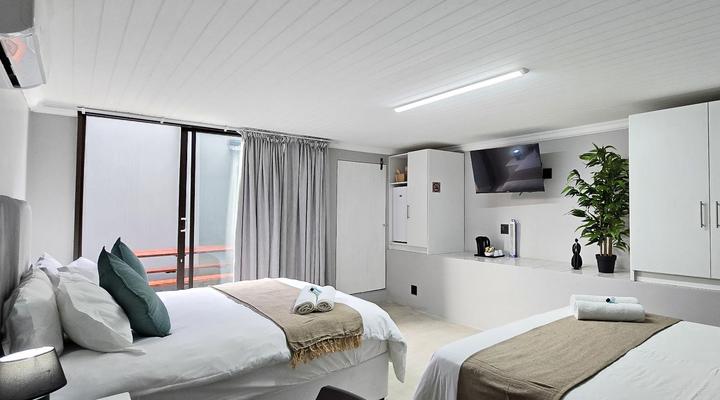 Vincent Valley Lodge