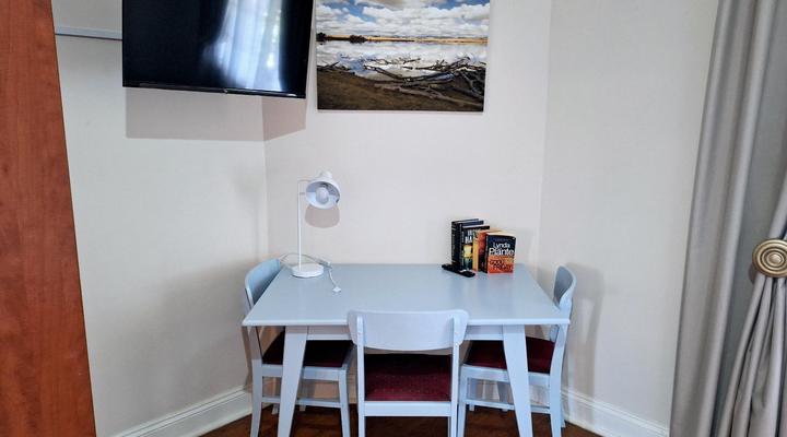 Oude Post Guesthouse and Cottage