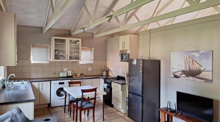 Oude Post Guesthouse and Cottage