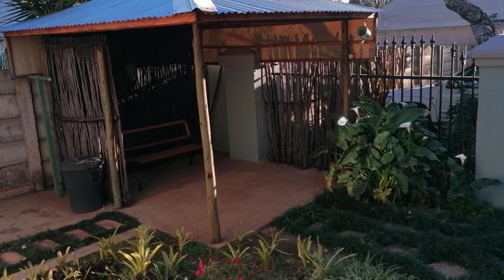 Oude Post Guesthouse and Cottage