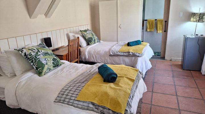 Oude Post Guesthouse and Cottage