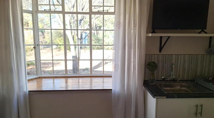 Oude Post Guesthouse and Cottage