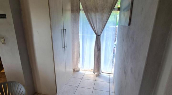 Mia Hills Guest House