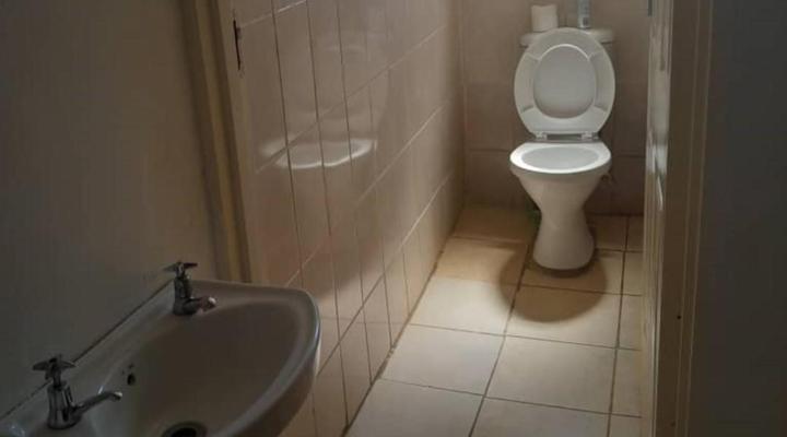 Victoria Falls Budget Holiday House