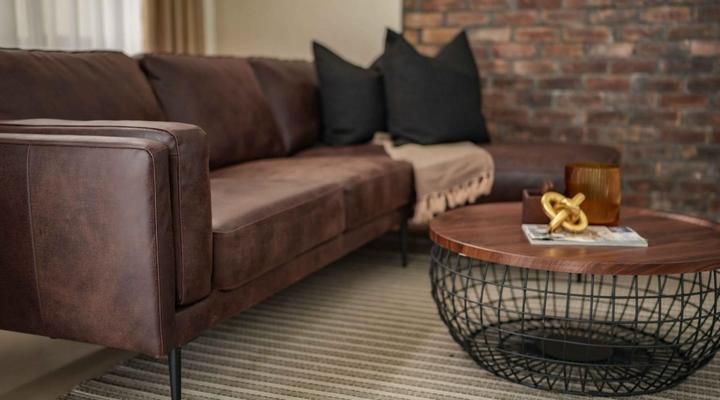 The Lofts Prestige Suites, Academia