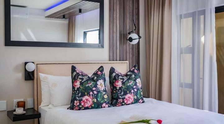 The Lofts Prestige Suites, Academia