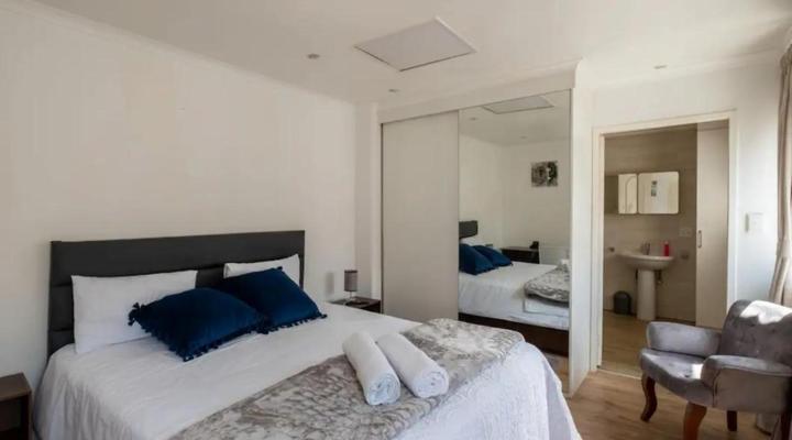 Lovely Garden Unit Parktown North