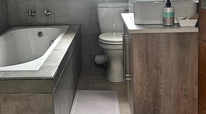 Vaendzi Lodge (self-catering)