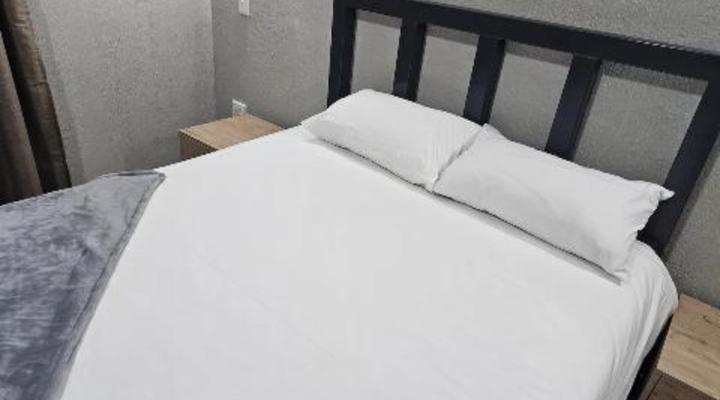 Vaendzi Lodge (self-catering)