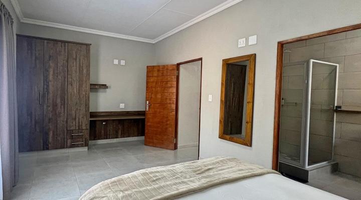 Vaendzi Lodge (self-catering)