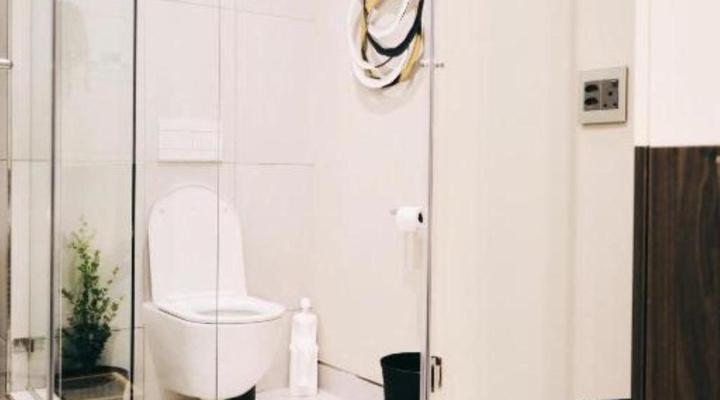 Menlyn Main Penthouse 1217