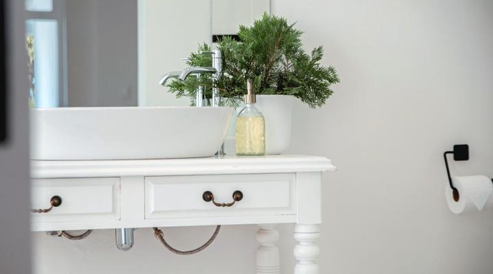 The Grand Hotel - Robertson