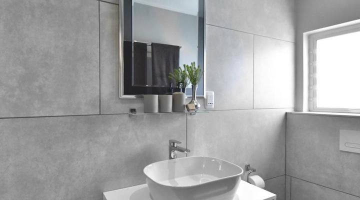 82 Steps to the Beach