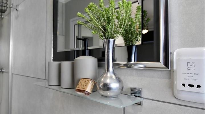 82 Steps to the Beach