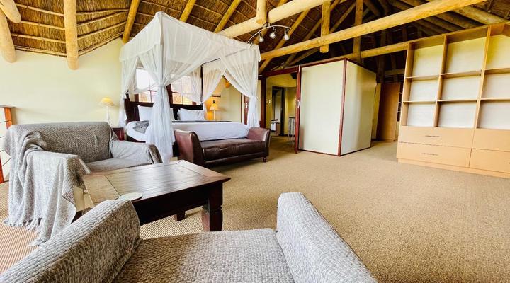 The Riverside Lodge 9