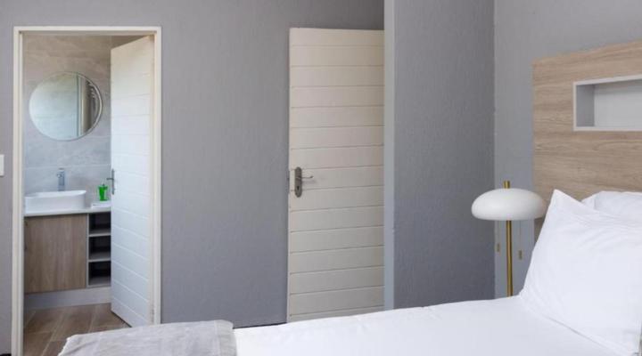 Uptown Apartments - Garden Pavillion