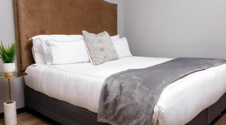 Uptown Apartments - Garden Pavillion