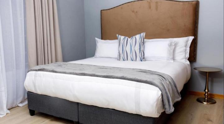 Uptown Apartments - Casalinga Villas