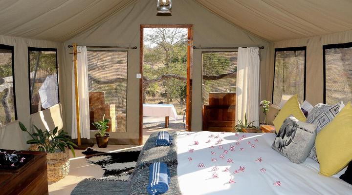 nDzuti Bush Camp