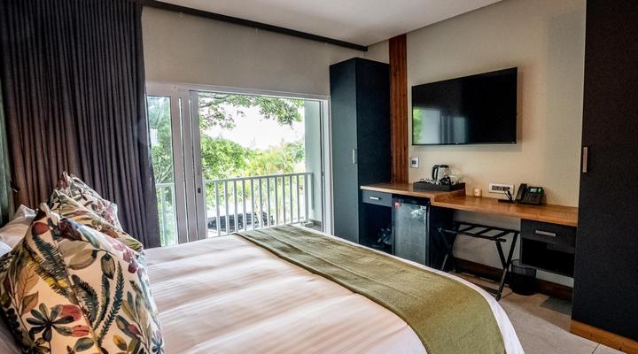 Beachwood Boutique Hotel