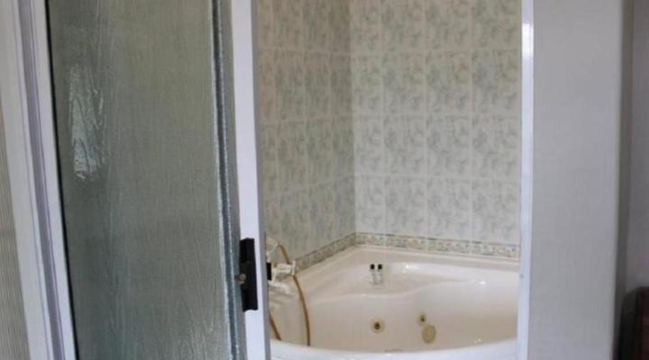 Green Acres Country House