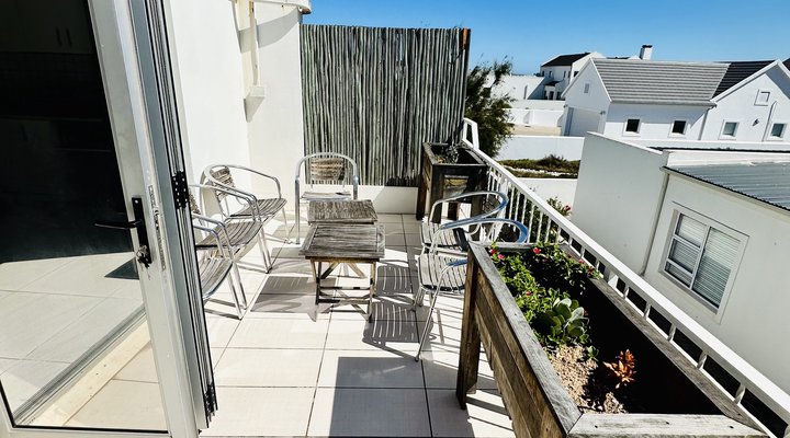 Rienks Beach Nook