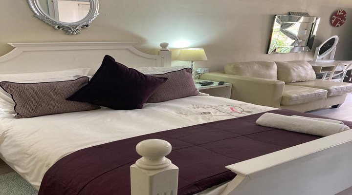 5th Avenue Guest House