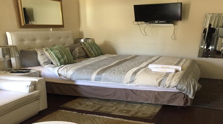 5th Avenue Guest House