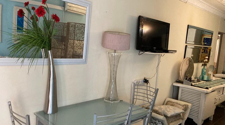 5th Avenue Guest House